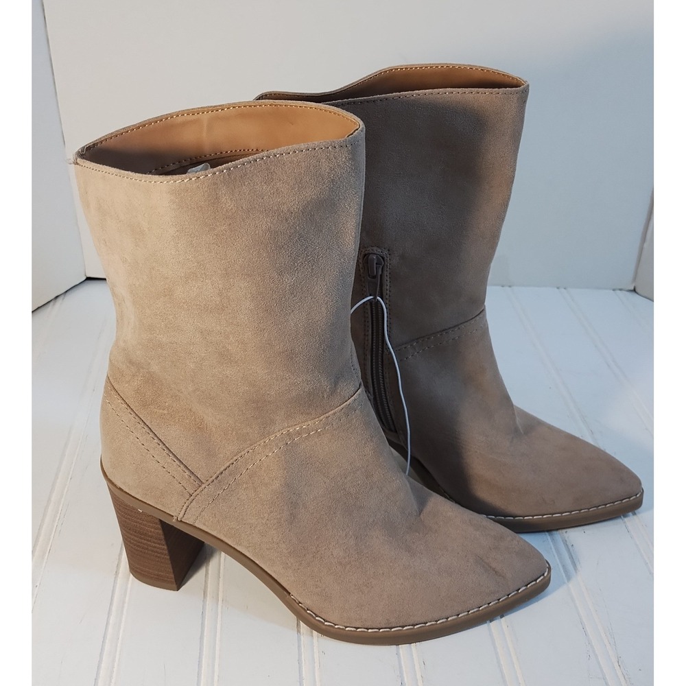 Universal Thread Elaine Heeled Ankle Boot Suede Pointed Toe Women 6.5 Taupe New